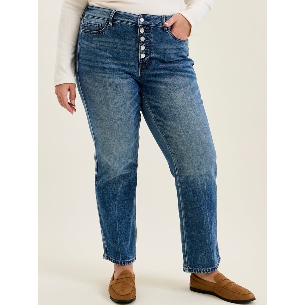 Judy Blue 22W High-Rise Button-Fly skinny Women's Jeans in Blue